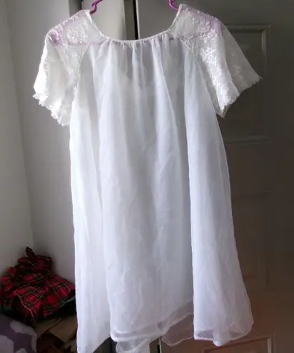 Radcliffe vintage coquette nightgown nightie lingerie bow lace in white/ivory and blue size large.