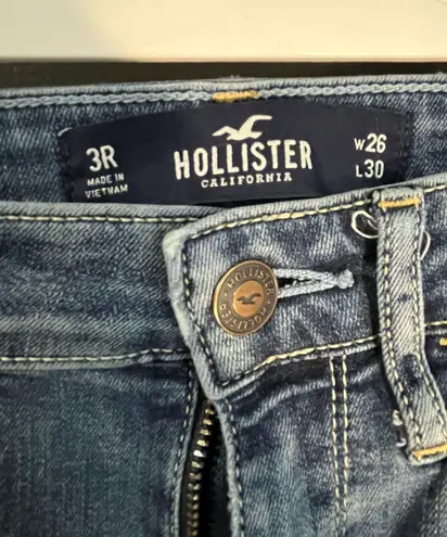 Hollister Ripped Ultra High Rise Jeans Skinny