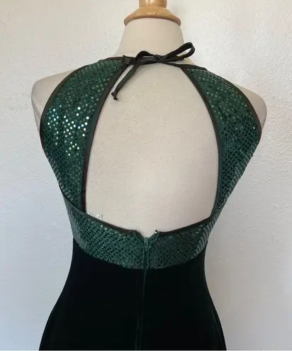 Jump Vintage 90’s Emerald Green Velvet & Sequin Open Back Cocktail Dress