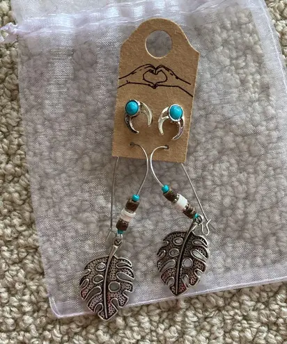 NEW Boho Silver Earrings Set Feather Hang Style and Horshoe Post Turquoise NWT
