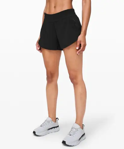 Lululemon Black Hotty Hot Low-Rise Short 4’