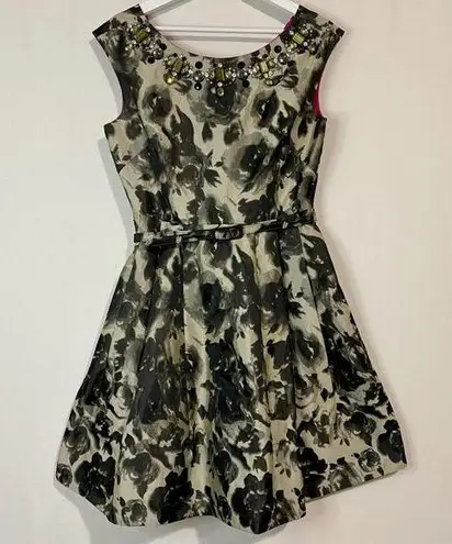 Eliza J . Women’s Cocktail Dress Pockets Floral Printed Gray Black Size 8 EUC