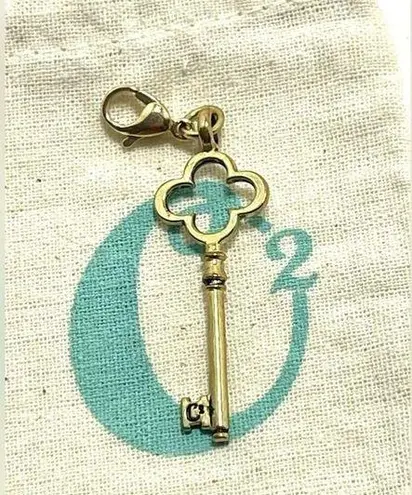 Origami Owl Living Lockets Retired Lobster Claw Key Dangle