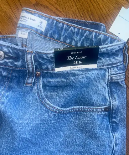 Abercrombie & Fitch Loose Curve Love Jeans