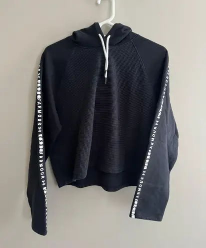 Under Armour Cropped Hoodie