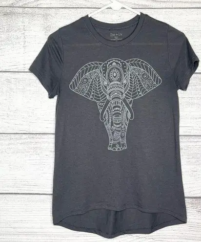 Zoe & Liv Gray Geometric Elephant Casual T-Shirt Size Medium