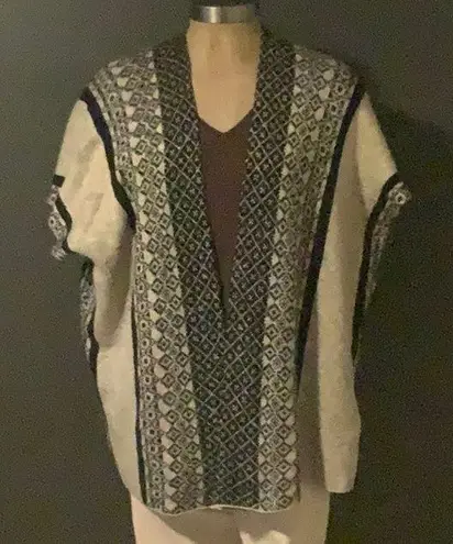 Wrap Cardigan Tan & Black ~ XL