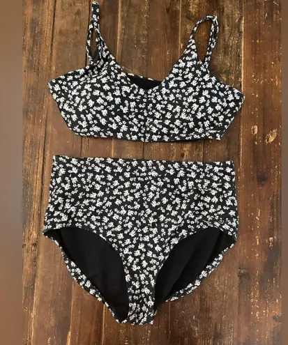 ALBION FIT Black Wailea Rise Bralette Top and High Waisted Bottoms