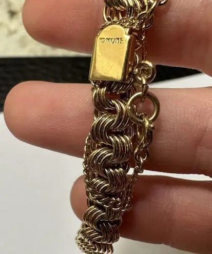 Monet Women’s Vintage Signed  Gold Tone Safety Chain Bracelet 7 3/4 Inch