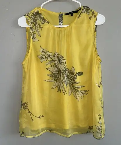 VERO MODA Woman’s Sleeveless Blouse Yellow Tropical Floral Print Size M Top