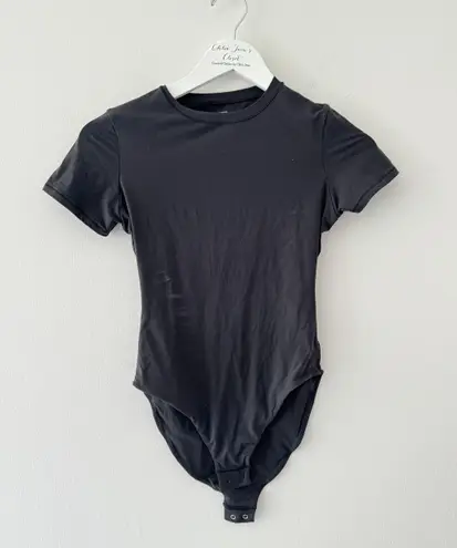 SKIMS Fits Everyone Black Bodysuit