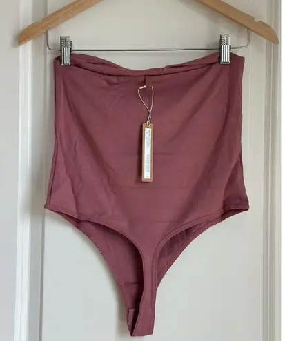 SKIMS Smooth Layers Strapless Bodysuit in Redwood, Size Large