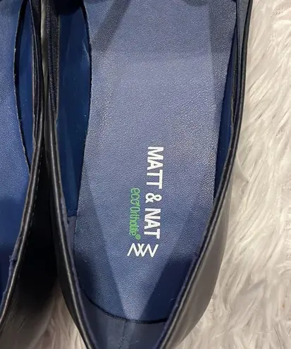 MATT & NAT WOMEN’S WESTMOUNT VEGAN LEATHER FLATS IN INK SIZE 7