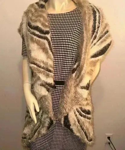 Liquid by Sioni Mixed Print Sweater Cardigan Jacket Vest Size 2X Faux Fur Brown