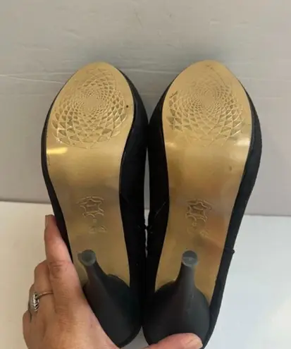 Hellen West Womens Black Heeled Suede Booties Stiletto Size 6.5