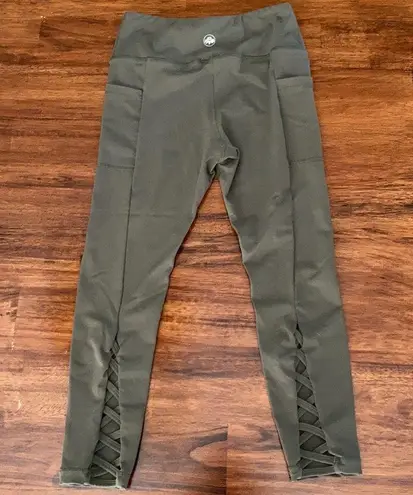 Senita Athletics Army Green Criss Cross Crop Leggings Size Small Cropped EUC