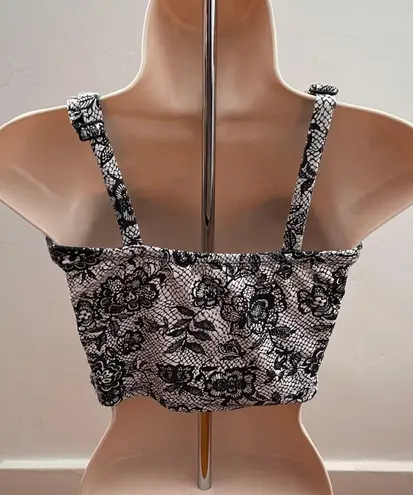 Zenana Outfitters The Arte by Black White Lace Zip Front Bustier Corset Crop Top, size S