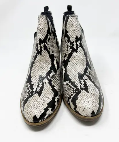 Dr. Scholls Dr. Scholl’s Teammate Snakeskin Ankle Booties Size 8 White Black NWB