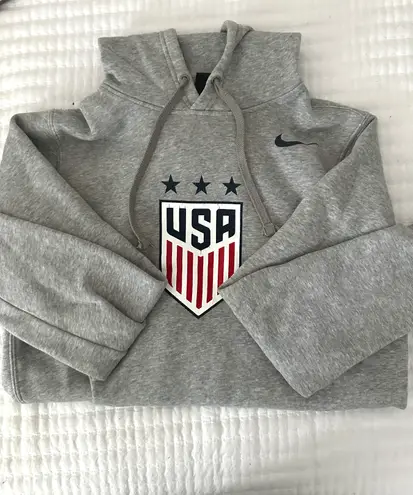 Nike Usa Women’s Soccer Sweatshirt