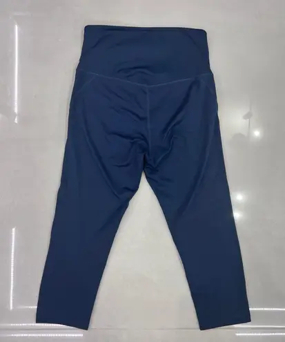 Girlfriend Collective High Waist Capri Leggings in Midnight Navy