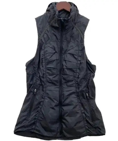 Lululemon  Black Lightweight Pleated Reflective Vest Size 4