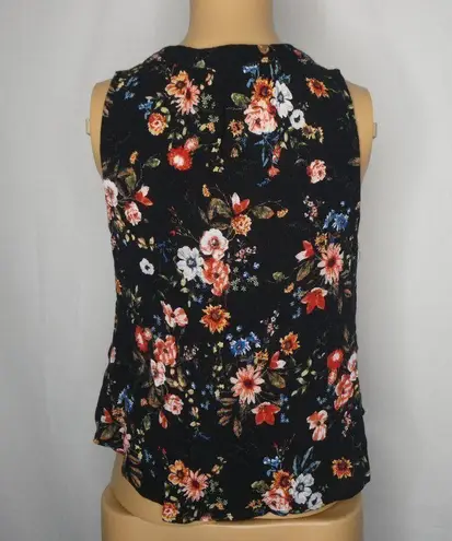 Gypsies & Moondust  Floral Sleeveless Blouse V Neck