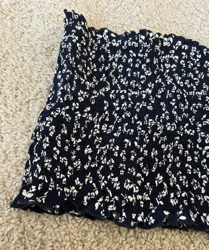 Brandy Melville Navy blue and white floral tube top never worn 