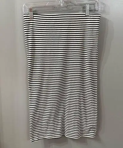 Paper Crane  Black & White Striped Skirt Pencil Skirt Size Medium - Image 1