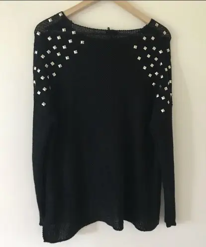 Nollie black knit oversized sweater