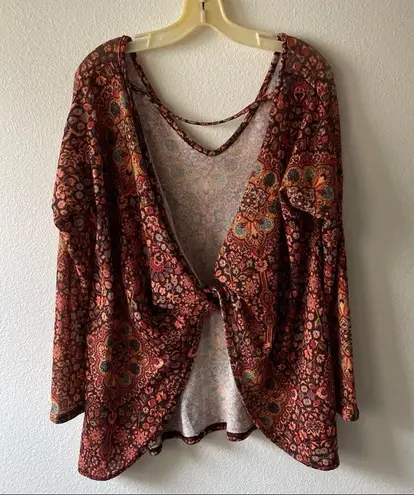 Judith March Twist Back Long Sleeve Top