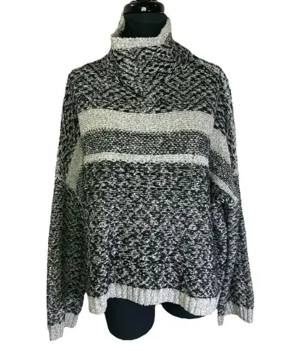 John + Jenn Stripped silver ash charcoal box crochet knit mock turtleneck oversized pullover