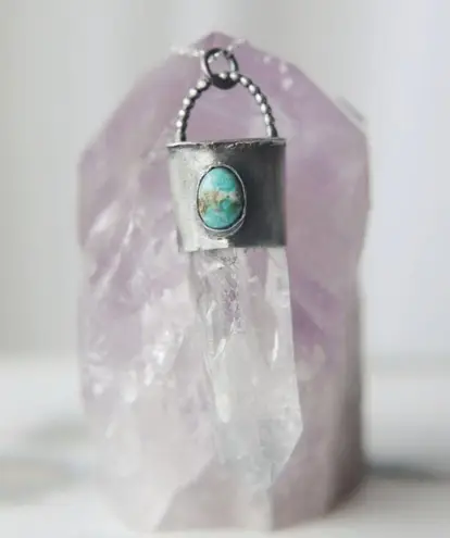 Sterling Silver Quartz crystal turquoise stone pendant with chain