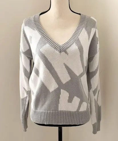 Forenza Victorias Secret Pink X Gray White Large Logo Y2K Sweater V-Neck Sz XS