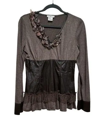 FARINELLI VNECK KNIT EMBELLISHED LONG SLEEVE GOTH RUFFLED LACE VEGAN LEATHER TOP Gray Size M