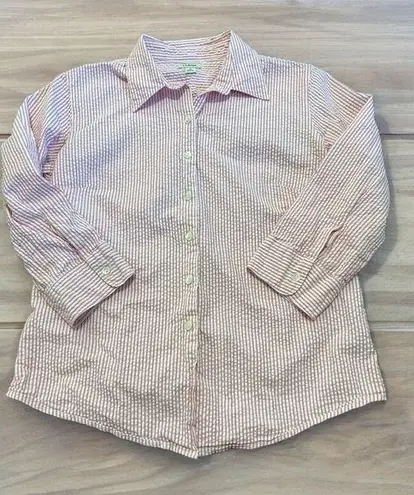 L.L.Bean Women’s small  seersucker button up shirt