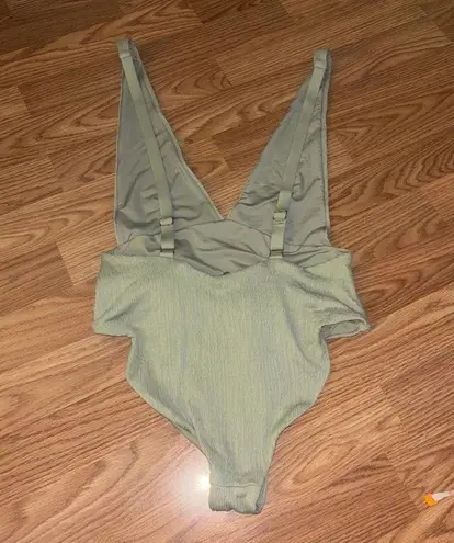 Salty Weekend Fiji Sage Green One Piece Swimsuit Size Large