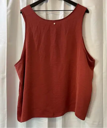 Fabletics  Ecosatin Cinnamon Rose Tank Top - Size 2X