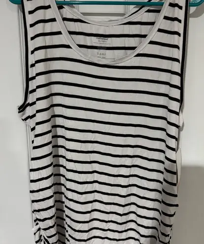 Motherhood Black and White Scoop Neck Sleeveless Tank Top