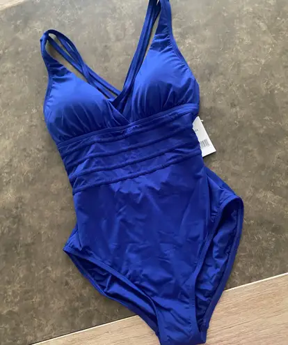 AMAVI By La Blanca AMAVI Over The Shoulder One Piece Swimsuit