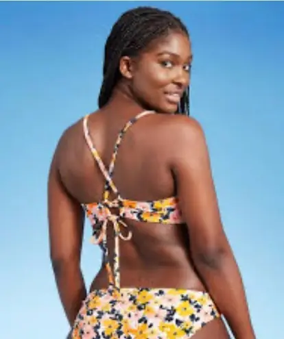 Kona Sol bikini top size medium bottom small floral keyhole hipster bottoms