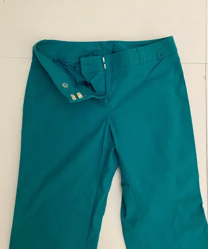 New York And Company Size 2 Green Capri Pants