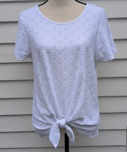 Cable & Gauge NWT White Eyelet Tie-Front Top