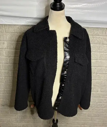 HOTOUCH Black Teddy Fleece Button Front Shirt Jacket with Faux Leather Trim L Size L
