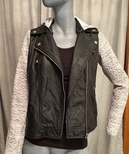 Joujou women’s moto jacket faux leather hooded zipper bikercore black/gray Goth Black