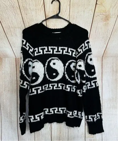 Cooke Collective Chunky Oversized Black & White Small Sweater