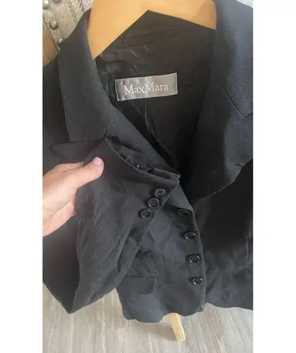 Max Mara  Black Lapel Blazer Short