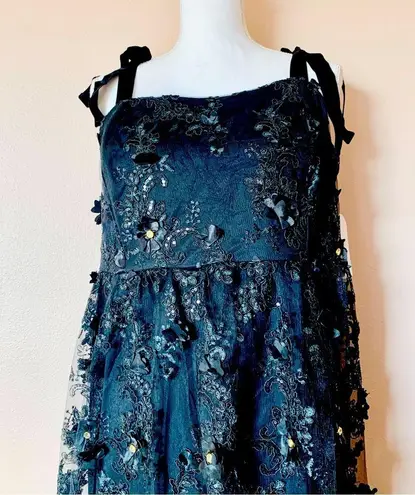 Arula Black & Gold Floral Appliqué Sequin Shimmer Sleeveless Maxi Dress. Size XL