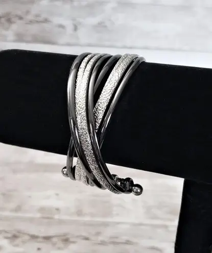 Vintage Bracelet / Bangle / Cuff Stunning Dark Gray & Silver Tone Cross Over