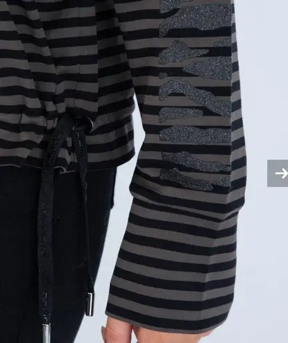 Marc Cain Women’s Stripe Waist tie Top Casual Striped Shirt Khaki/black Size XL Black