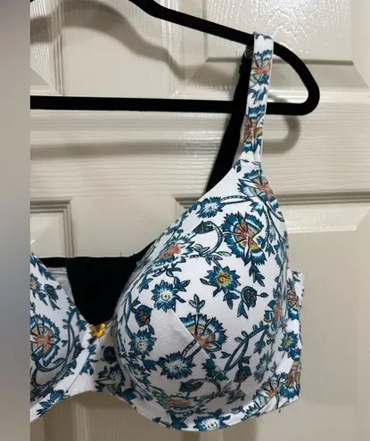 Cacique plus size t-shirt bra white with blue floral print size 44DD